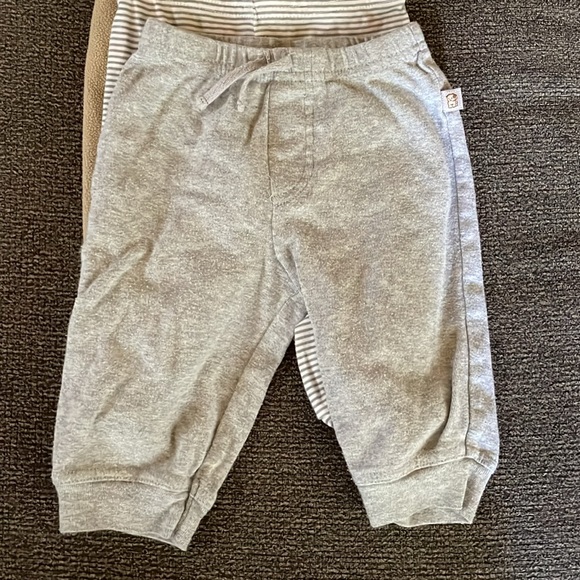 Bundle of Neutral Colored Baby Pants Size 3M - Picture 7 of 12